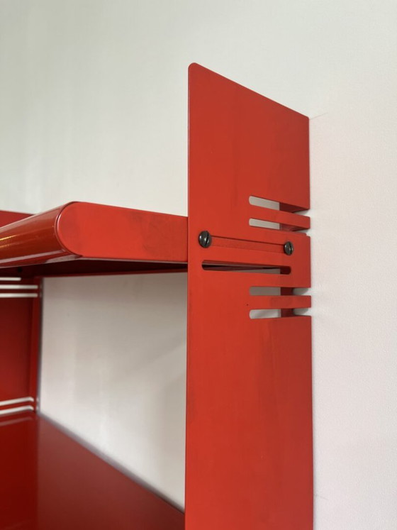Portaoggetti da parete rosso italiano del 1970 – Scaffali a muro, Metal (photo 5 of 13)