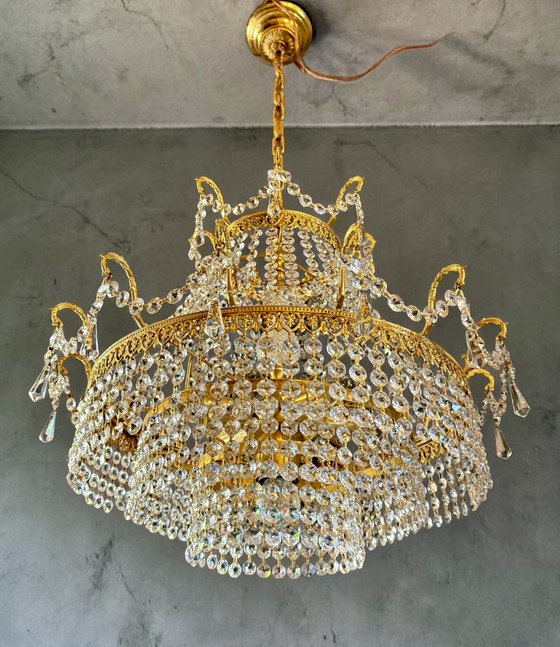 Beautiful antique crystal chandelier – Glass, Brass (photo 4 of 8)