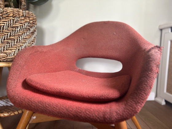 Image 1 of 2 Vertex chair or 'Shell' chair by Miroslav Navrátil