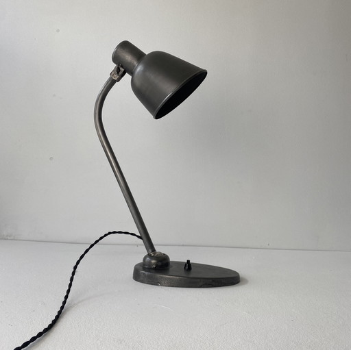 Ancienne Lampe De Bureau Bauhaus « Bur » Modèle 2700