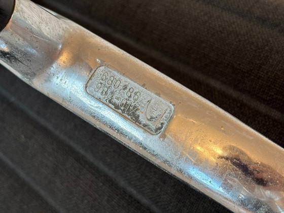 Image 1 of Chaise en aluminium modèle EA 105, conçue par Eames pour Herman Miller, années 1970