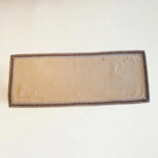 Vintage Table Runner in Light Brown with Gold Border & Green Underside – 101 × 40 cm