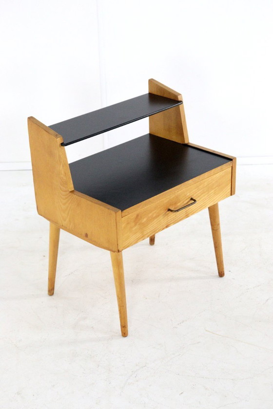 Image 1 of Ensemble de 2 tables de chevet Everest vintage