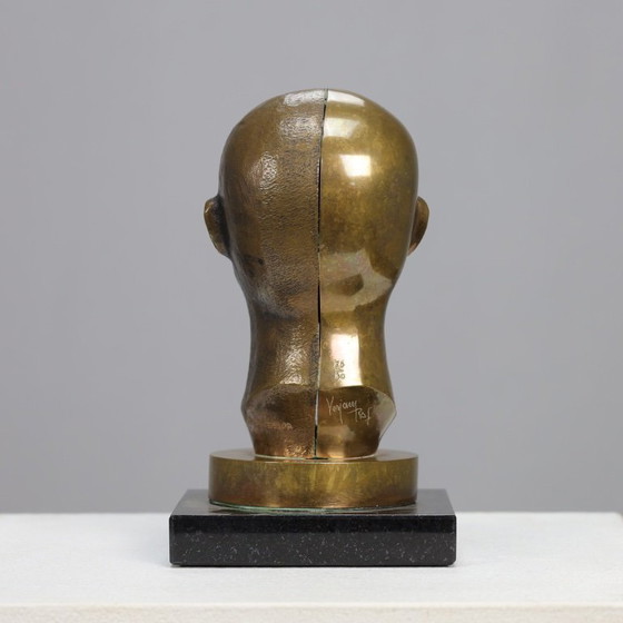 Image 1 of Scultura "Homo Decessor" di Raf Verjans