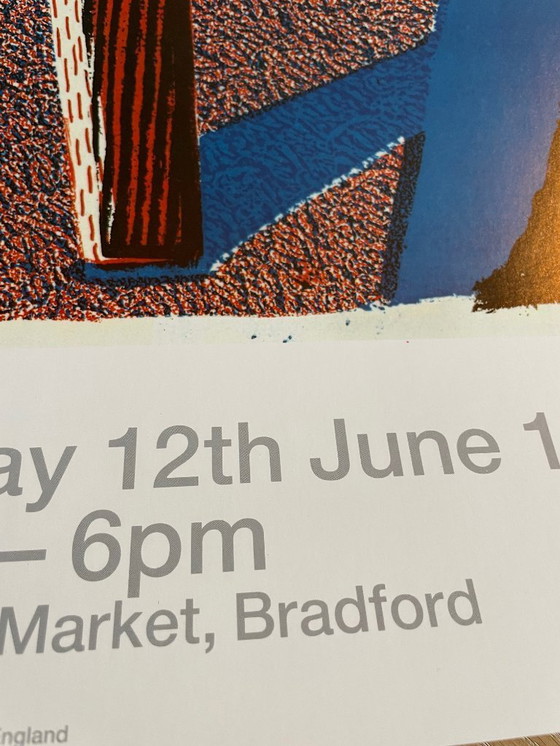 Image 1 of David Hockney, « Fleurs, pomme et poire sur une table, juillet 1986 », © David Hockney 1986, imprimé en Angleterre