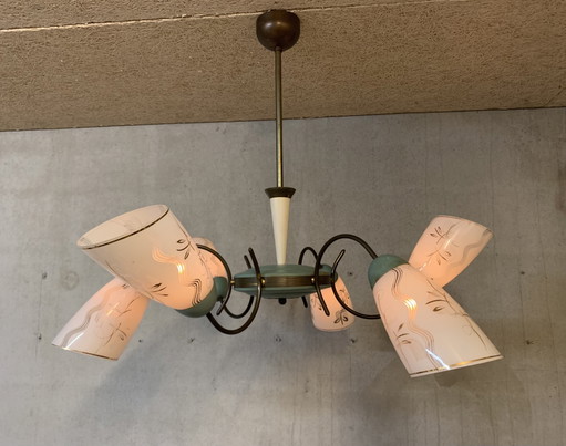 Vintage kroonluchter jaren vijftig ook wel Spider hanglamp genoemd.