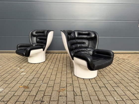 Image 1 of 2x 1st edition Comfort Joe Colombo Elda chairs Top condition!!