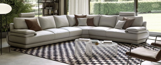 Image 1 of Château d’Ax ATLANTIC (cremefarbenes Leder)