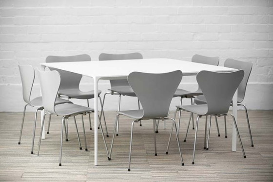 Image 1 of Arper Nuur #0800 Vergadertafel