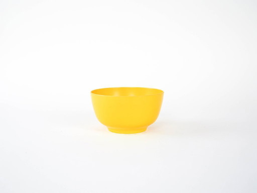 Bol amarillo, diseño danés, década de 1960, fabricante: Rosti
