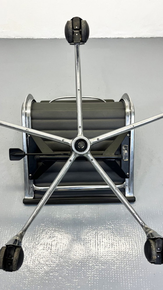Image 1 of Ea117 Bureaustoelen Icf Charles & Ray Eames Seats