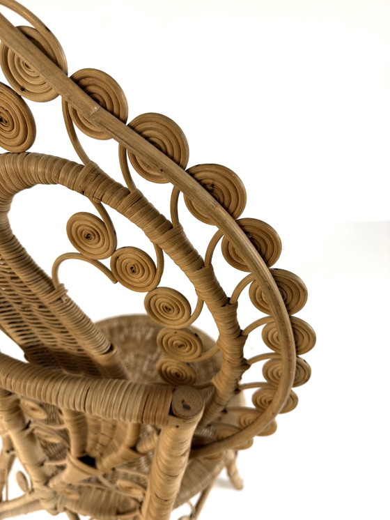 Image 1 of Vintage rotan pauwstoel ‘70