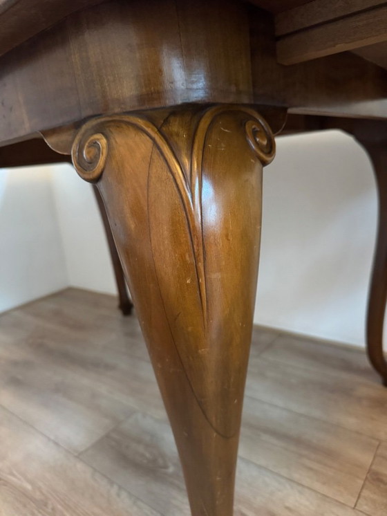 Image 1 of Vintage Queen Ann uitschuifbare eettafel (120/183 x 90cm)