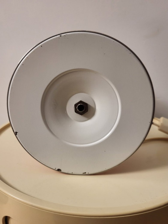 Image 1 of Lampada da tavolo vintage in stile spaziale degli anni '60 con paralume in vetro e base in metallo arancione