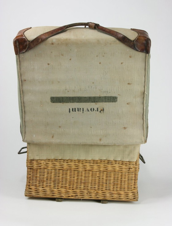 Een proviandmand van wilgentakken en canvas – Opbergkast, Leather, Metal (photo 7 of 12)
