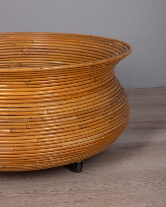 Vintage 1960s Italian-design bamboo plant pot with wheels (photo 5 of 6)