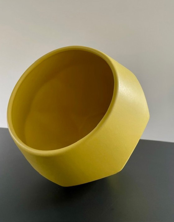 Image 1 of Design flower pot with geometric facets in yellow