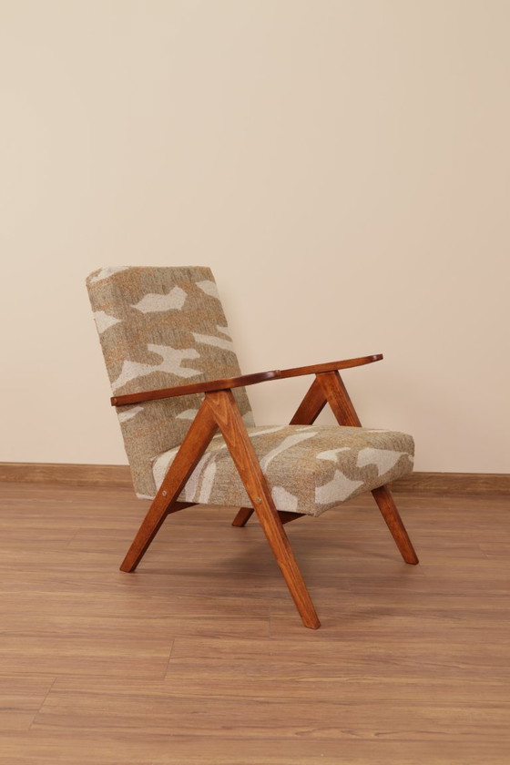 Image 1 of Vintage loungestoelpatroon Jacquardstof Scandinavisch design Bruine houtkleur