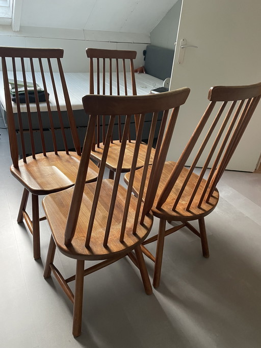 4 vintage eetkamerstoelen