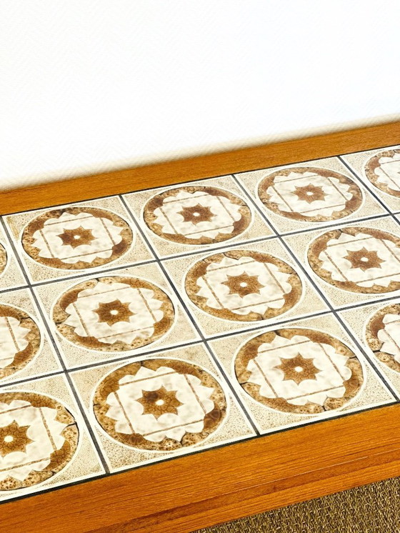 Image 1 of Scandinavische salontafel van teakhout en keramiek, 1960