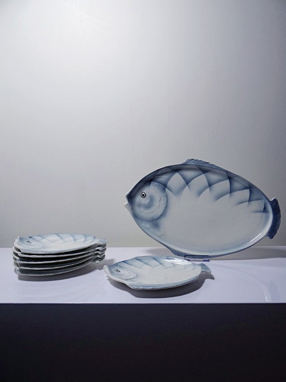 Image 1 of Vintage Czechoslovakian earthenware fish service, 6 plates and one platter