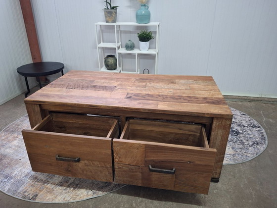 Image 1 of Table basse en teck recyclé avec 4 tiroirs, neuve