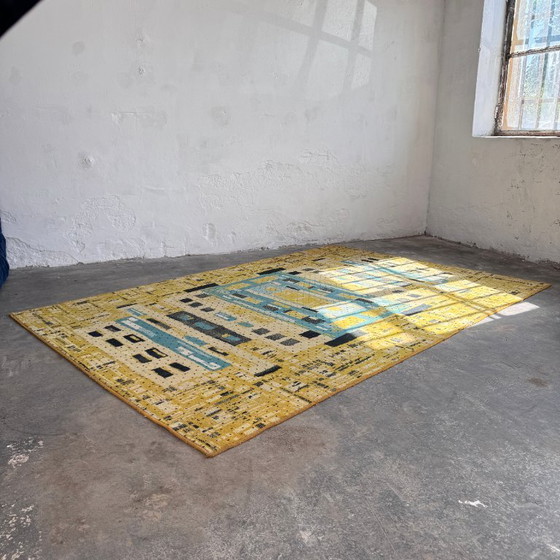 Image 1 of Large Vintage Hungarian Mid-Century Rug, 1960