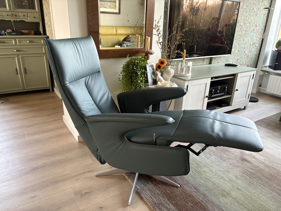 Image 1 of Fauteuil luxueux