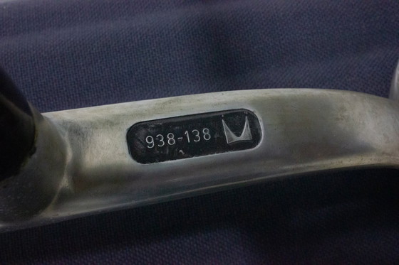 Image 1 of Sillas de oficina Herman Miller EA109