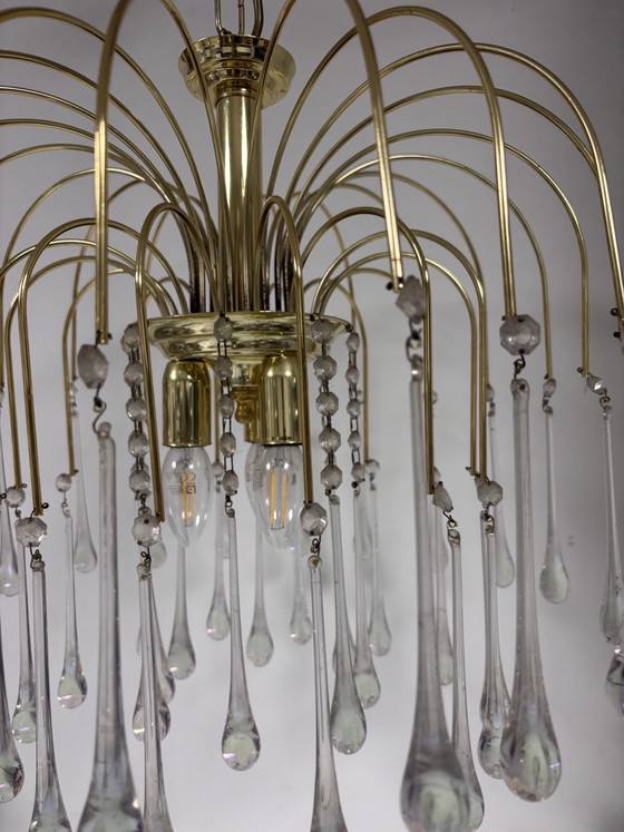 Hollywood Regency Teardrop Chandelier – Massive Belgium – Glass (photo 12 of 14)