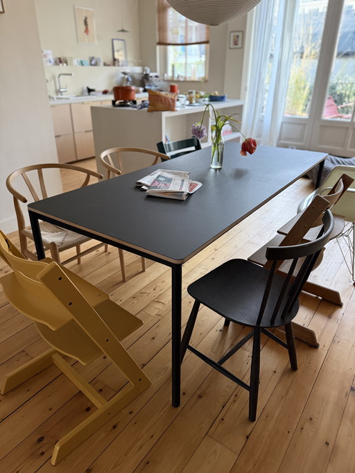 Muuto Base tafel (190x85) - Zwart