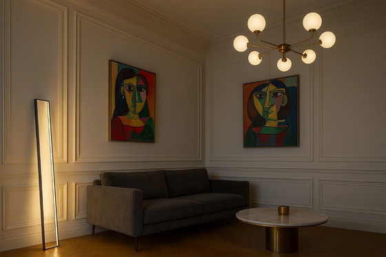 Image 1 of Vloerlamp met kroonlijst – Minimalistische handgemaakte lichtsculptuur van Tommaso Cristofaro