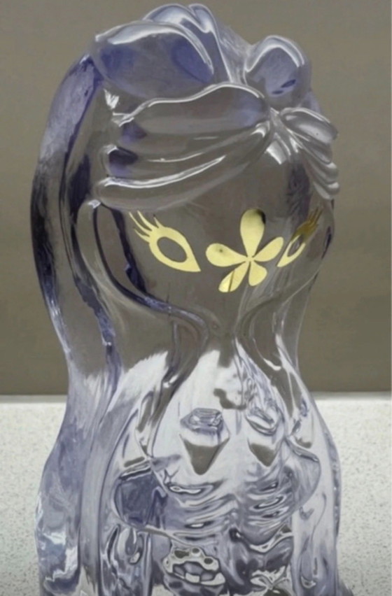 Image 1 of Evento artistico Ikea 2018, statuetta in vetro "Notturna" di Junko Mizuno.