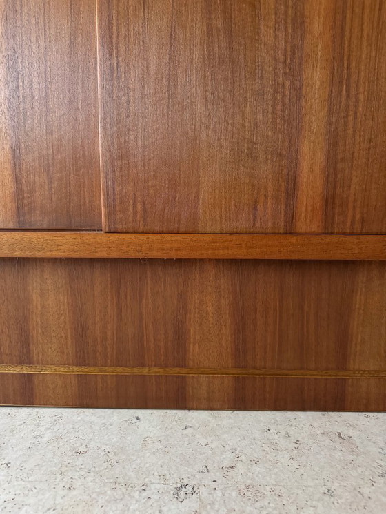 Image 1 of Buffet style années 60 – placage noyer