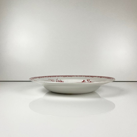 Image 1 of Set van 3 "Fontange" soepborden, Sarreguemines, rood, 19e eeuw