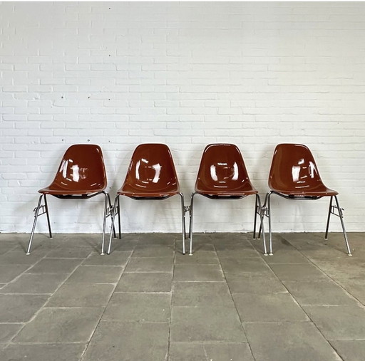 Set van 9 DSS stoelen, Charles & Ray Eames voor Herman Miller