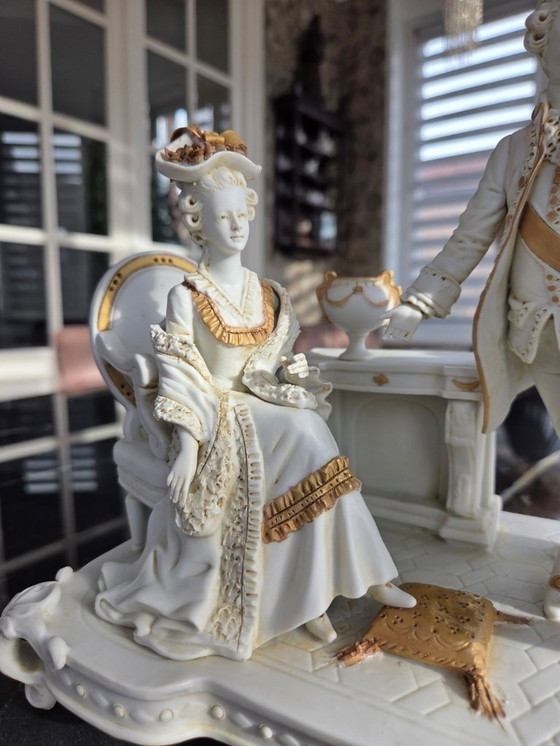 Image 1 of Grupo de elegantes figuras en porcelana Biscuit - siglo XX (ref 3775)