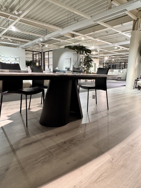 Image 1 of Kent van Draenert dining table in marble