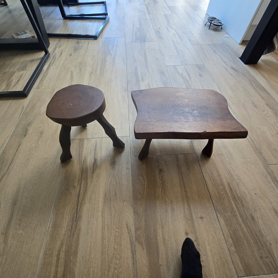 Image 1 of Dit zijn vintage brutalistische houten tafeltjes uit de jaren 70