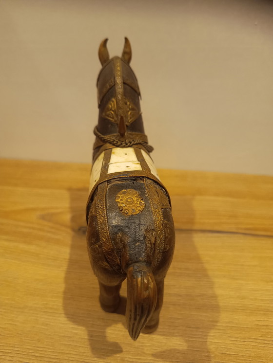 Image 1 of Holzpferd mit Elfenbein und Messing