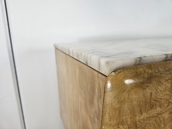 1950s maple chest of drawers with a marble top – Wood (photo 8 of 23)