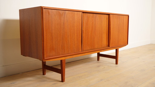 Vintage Sideboard | Sliding Doors | Scandinavian Design | 165 cm