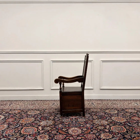 Classic English 17th-century Commode Chair, Armchairs, Wood, Brown, Chesterfield (photo 3 of 8)