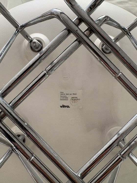 7x Vitra Eames DSR Chair – Dining chairs, Metal, Plastic (photo 4 of 6)