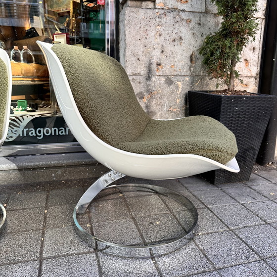 Image 1 of Sillón Goldfinger, after Michel Cadestin, estilo Space Age, fibra de vidrio y acero cromado, 90’s – Francia