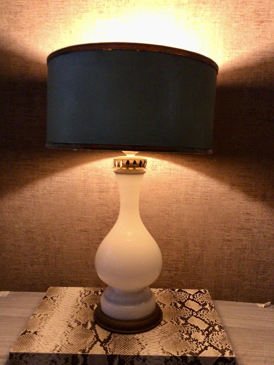 Image 1 of Lampada da tavolo vintage in vetro opalino