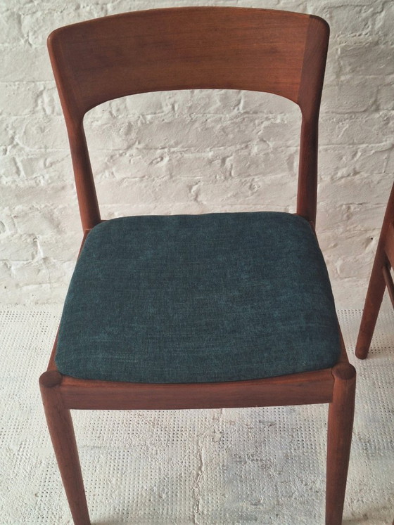 Paire de Chaises de salle à manger en Teck Henning Kjaernulf, Danemark années 1960, Korup Mobler, Textile (photo 4 sur 14)
