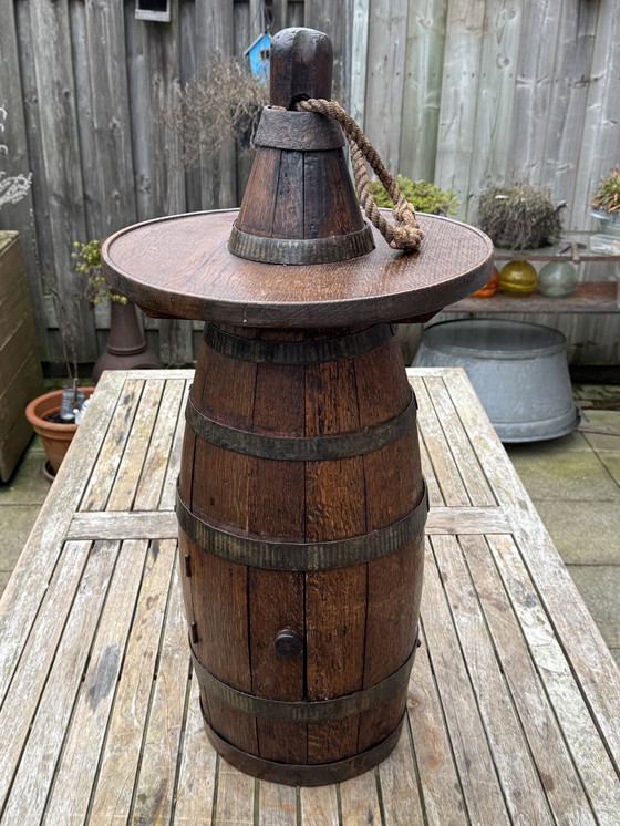 Image 1 of Bouée de pêche ancienne en bois | Chêne massif et fer forgé | XIXe siècle