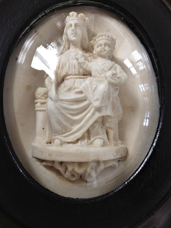 Image 1 of Antico reliquiario della Vergine Maria con Gesù Bambino