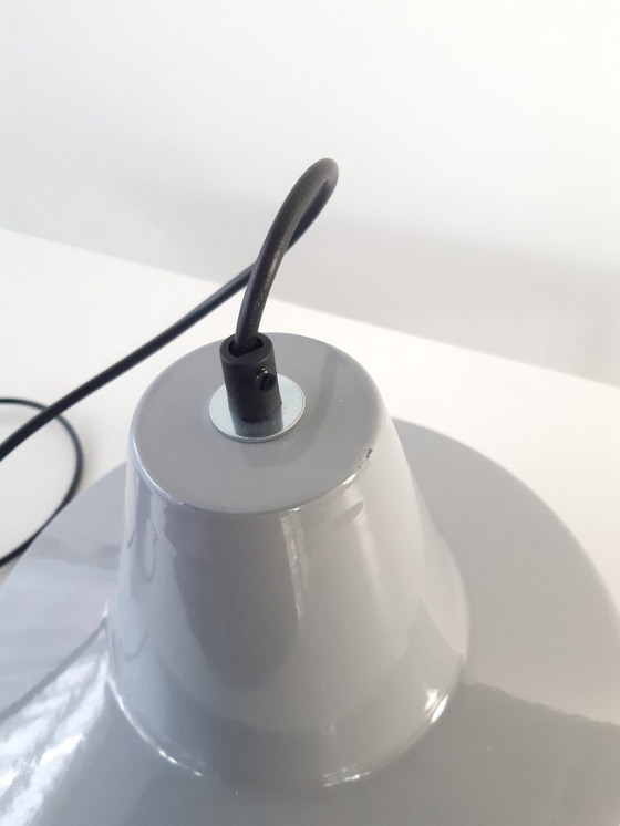 Image 1 of Louis Poulsen grijze emaille hanglamp, minimalistische industriële deense hanglamp, mid century modern eettafel lamp